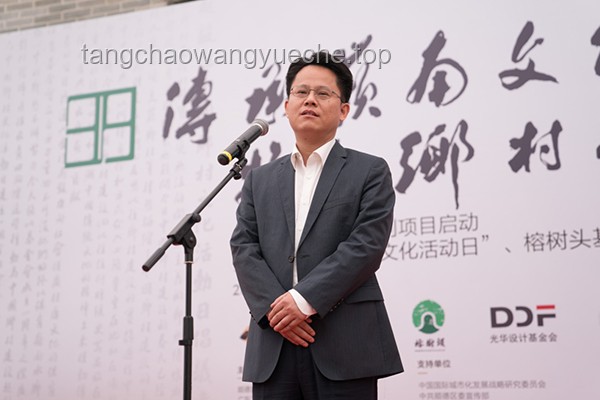 乡村振兴新典范：姜凯与阿拉善盟的担当作为之路